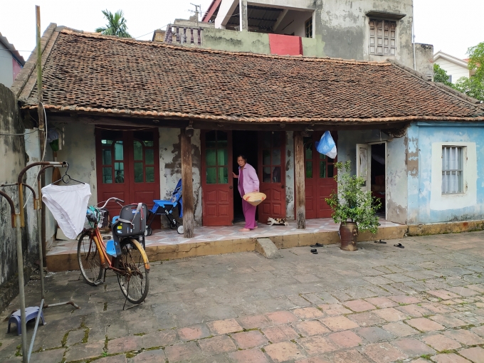 Ngôi nhà mà bà Bình và Thương đang sinh sống. Ảnh: Long Nguyễn.
