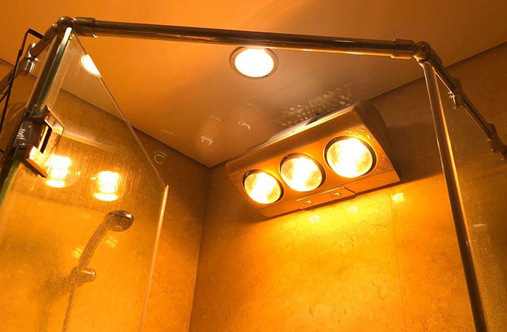 Vì sao cần bật đèn sưởi trước khi vào phòng tắm? Mùa đông nhiều nhà dùng nhưng không phải ai cũng biết - Ảnh 2.